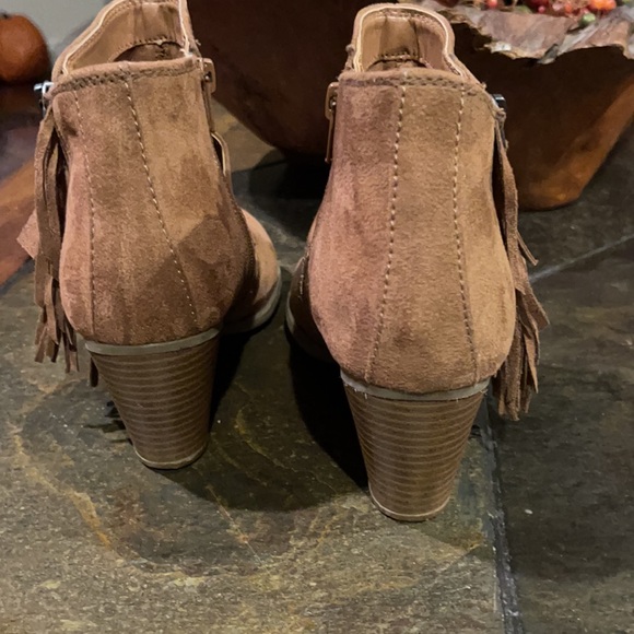 Indigo Rd. Ankle Boots - Picture 3 of 4